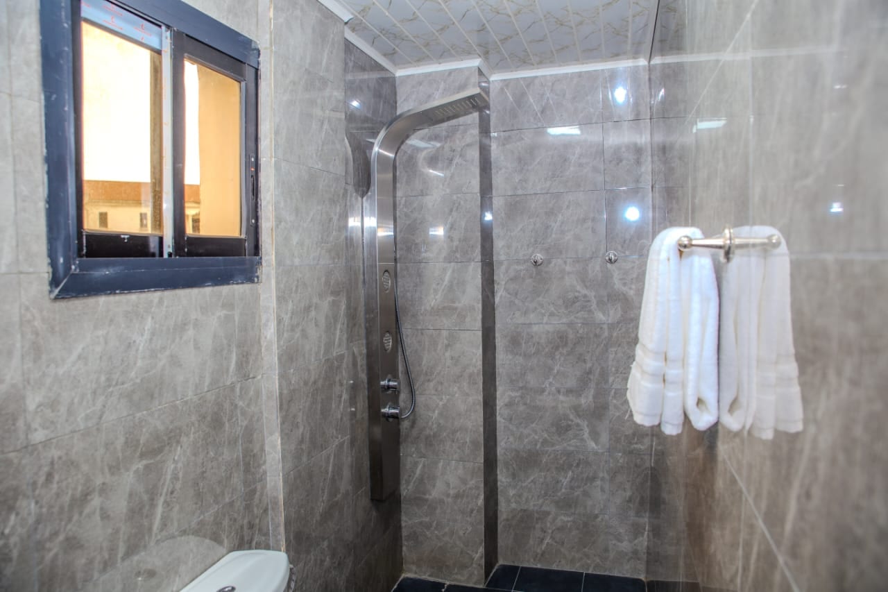 Douche à l'italienne